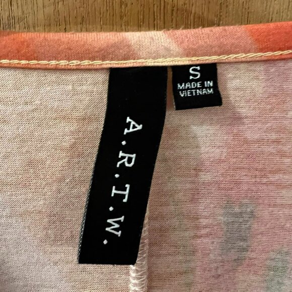 🐻Size S - A.R.T.W - Lovely Sunset Orange and Floral 3/4 Sleeve Pullover - Picture 2 of 6